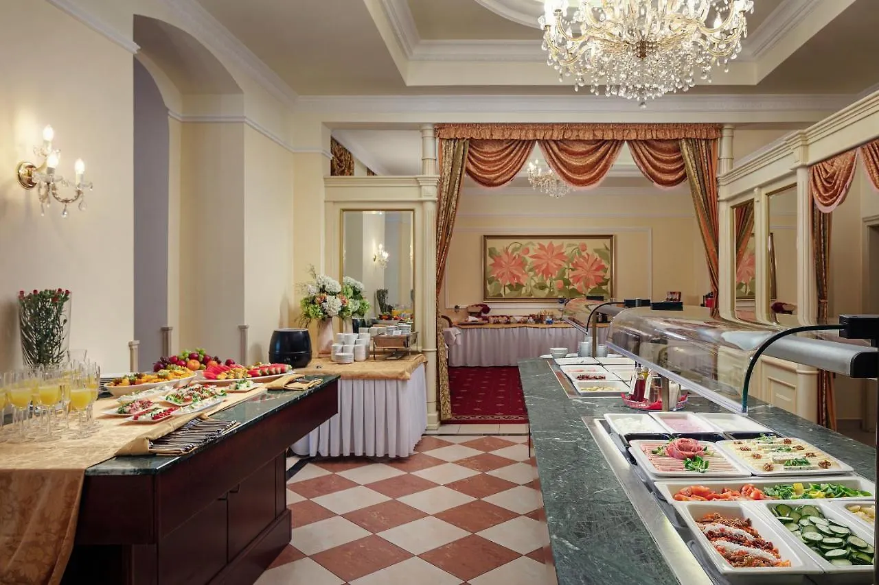 Humboldt Park Hotel & Spa Karlowe Wary