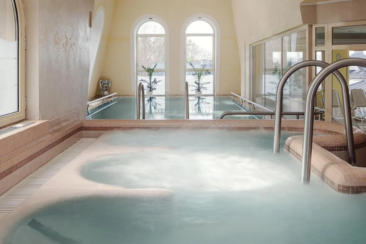 Humboldt Park Hotel & Spa Karlovy Vary