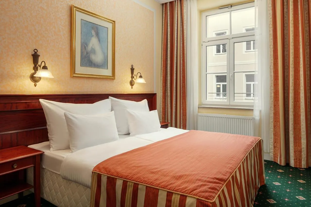 ****  Humboldt Park Hotel & Spa Karlovy Vary Czech Republic